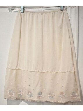 VTG Women's Charmode 1950's Cream Half Slip Pink Blue Embroidery Scallop Size M
